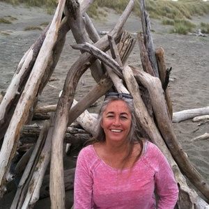 Meet your Posher, Lea